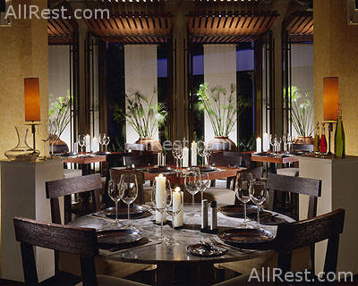 Four Seasons Hotel 16
